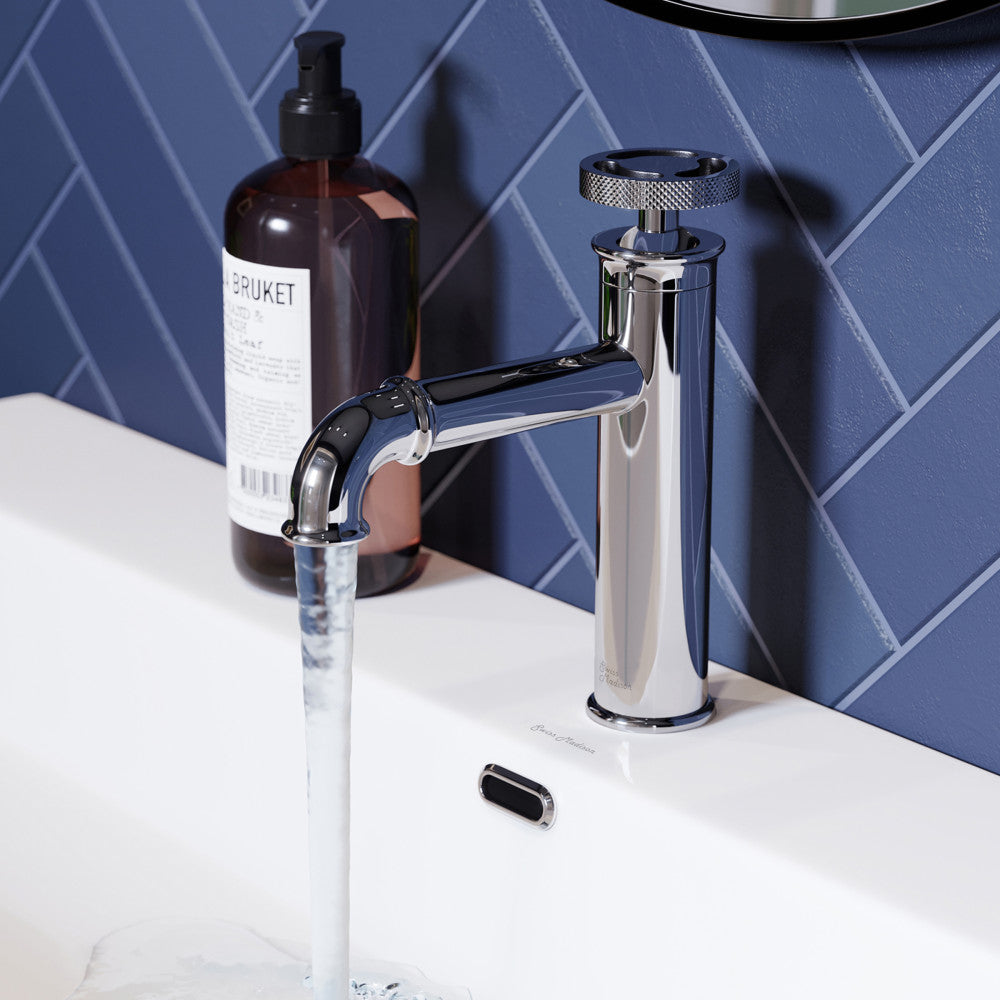 Swiss Madison Avallon Single Hole, Single-Handle Wheel, Bathroom Faucet in Chrome