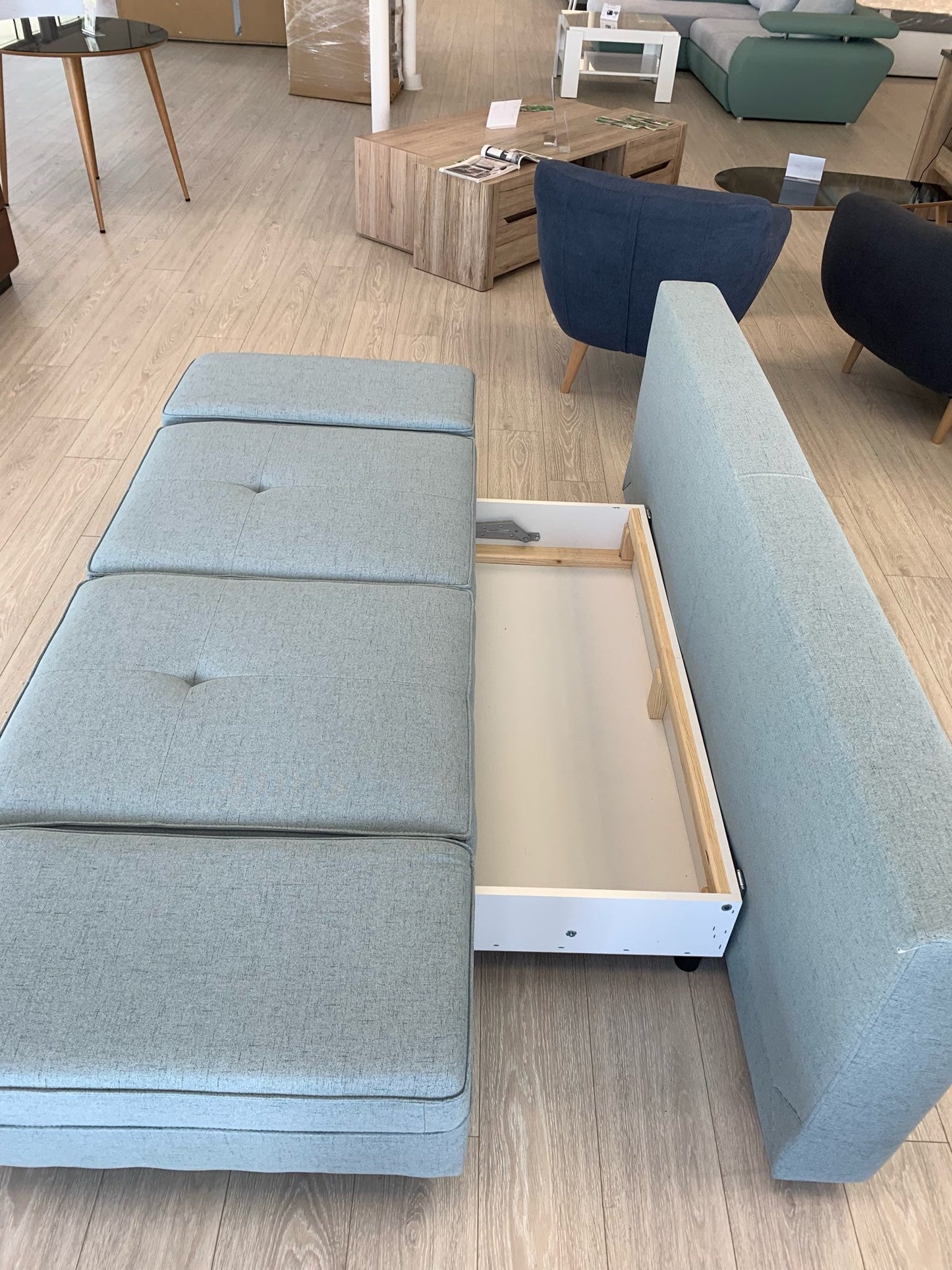 Maxima House MARTINA Sleeper Sofa