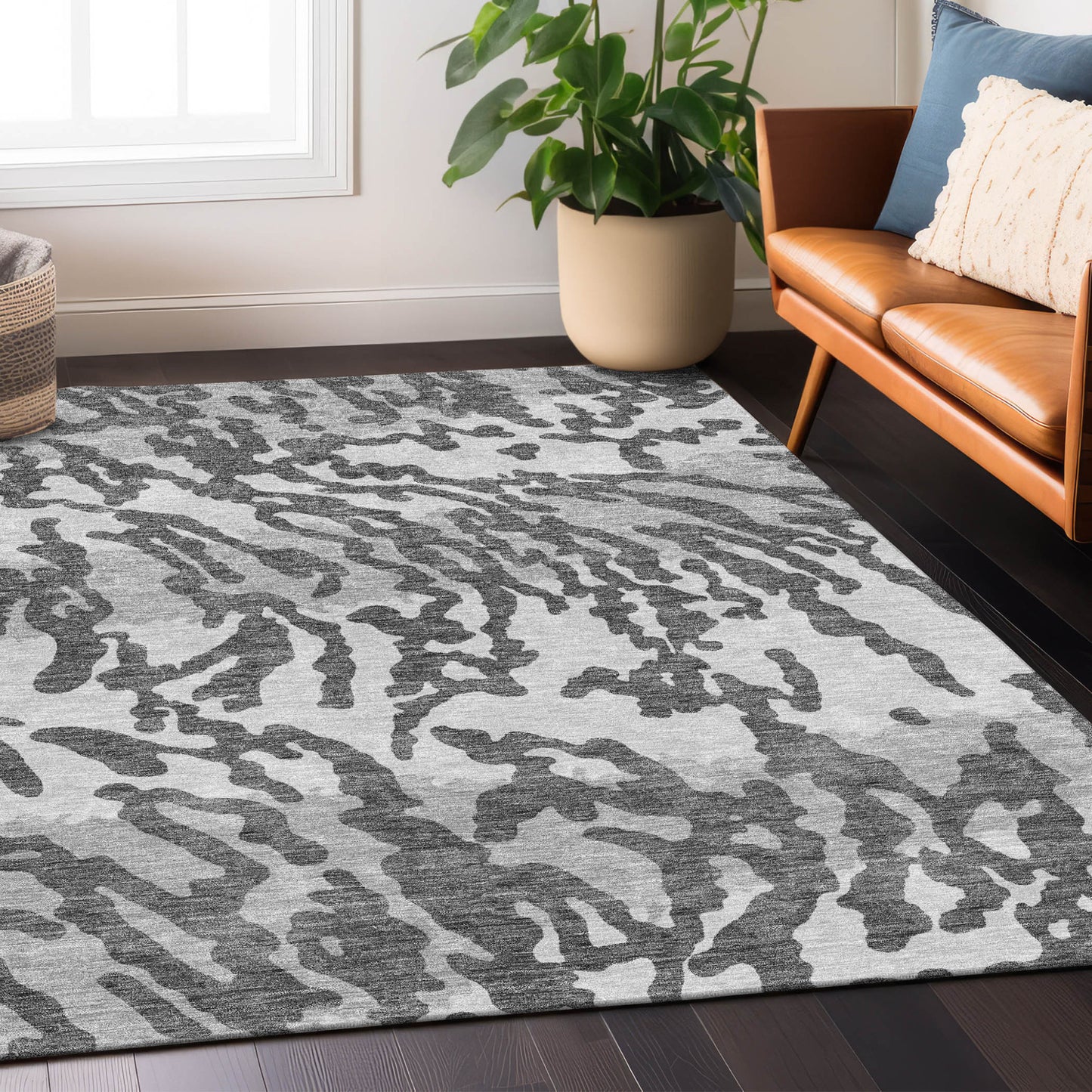 Tabselect Home Line 5' X 8' Gray And Ivory Animal Print Washable Indoor Outdoor Area Rug