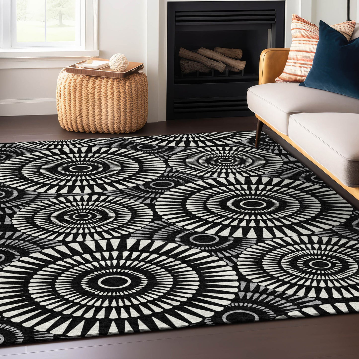 Tabselect Home Line 5' X 8' Black And Ivory Geometric Washable Indoor Outdoor Area Rug