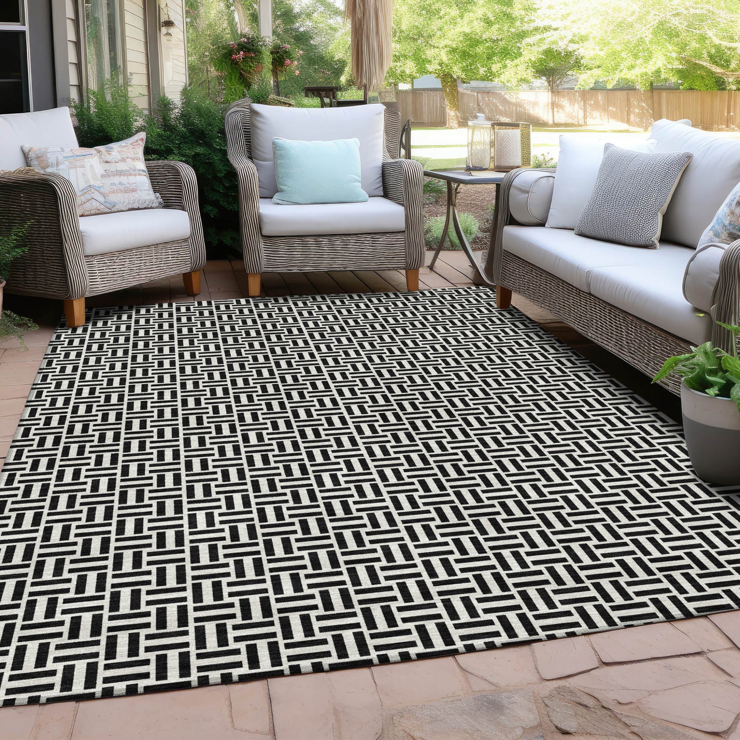 Tabselect Home Line 5' X 8' Black And Ivory Geometric Washable Indoor Outdoor Area Rug