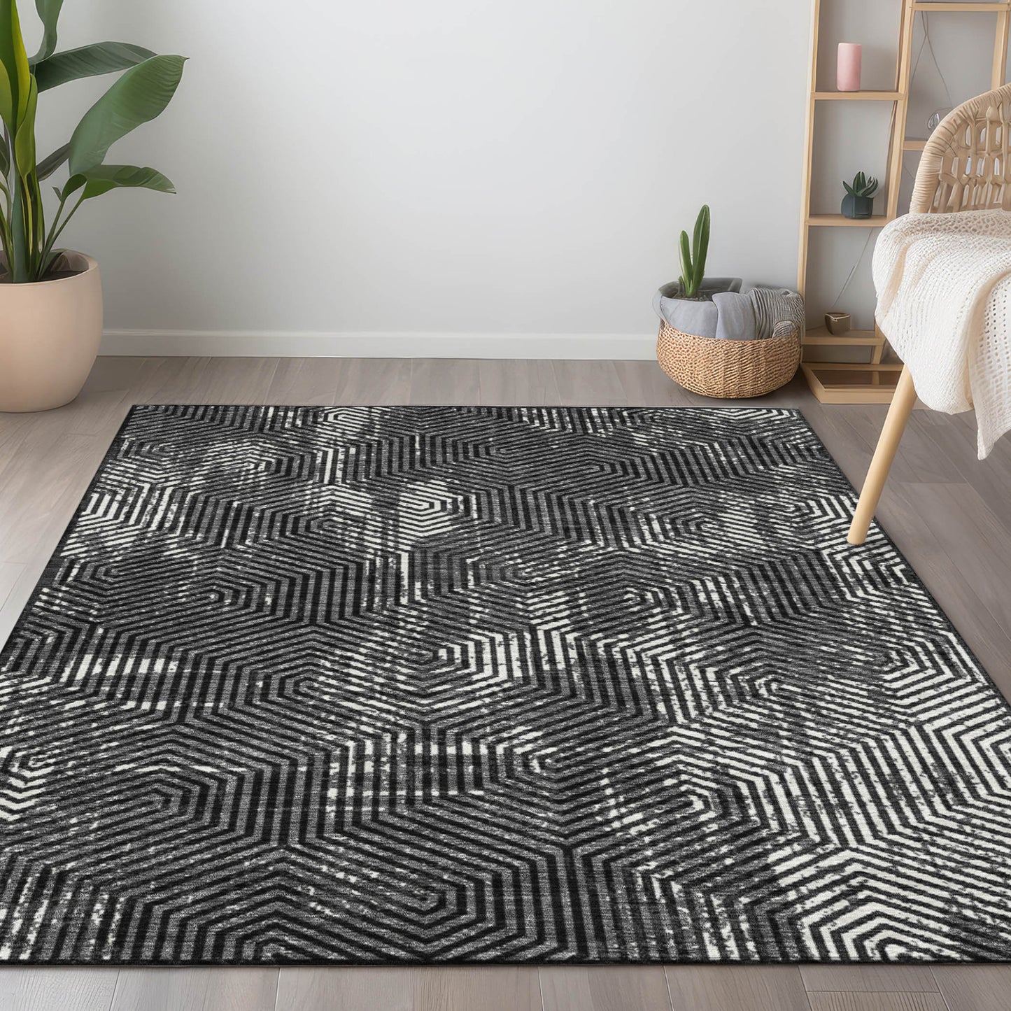 Tabselect Home Line 5' X 8' Black And Ivory Geometric Washable Indoor Outdoor Area Rug