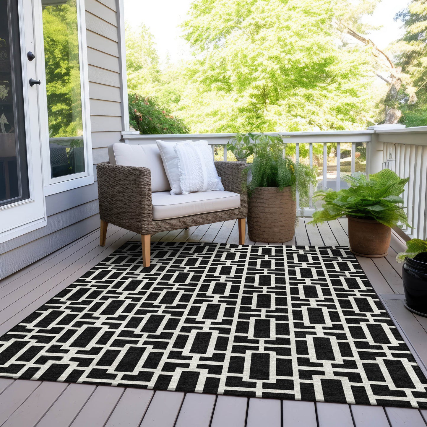 Tabselect Home Line 5' X 8' Black And Ivory Geometric Washable Indoor Outdoor Area Rug