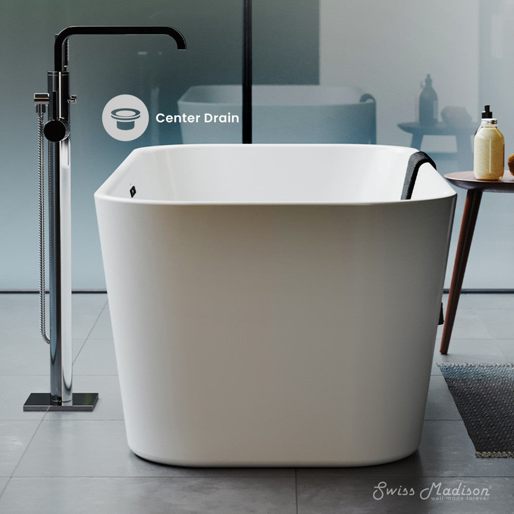 Swiss Madison Concorde 67" Freestanding Bathtub