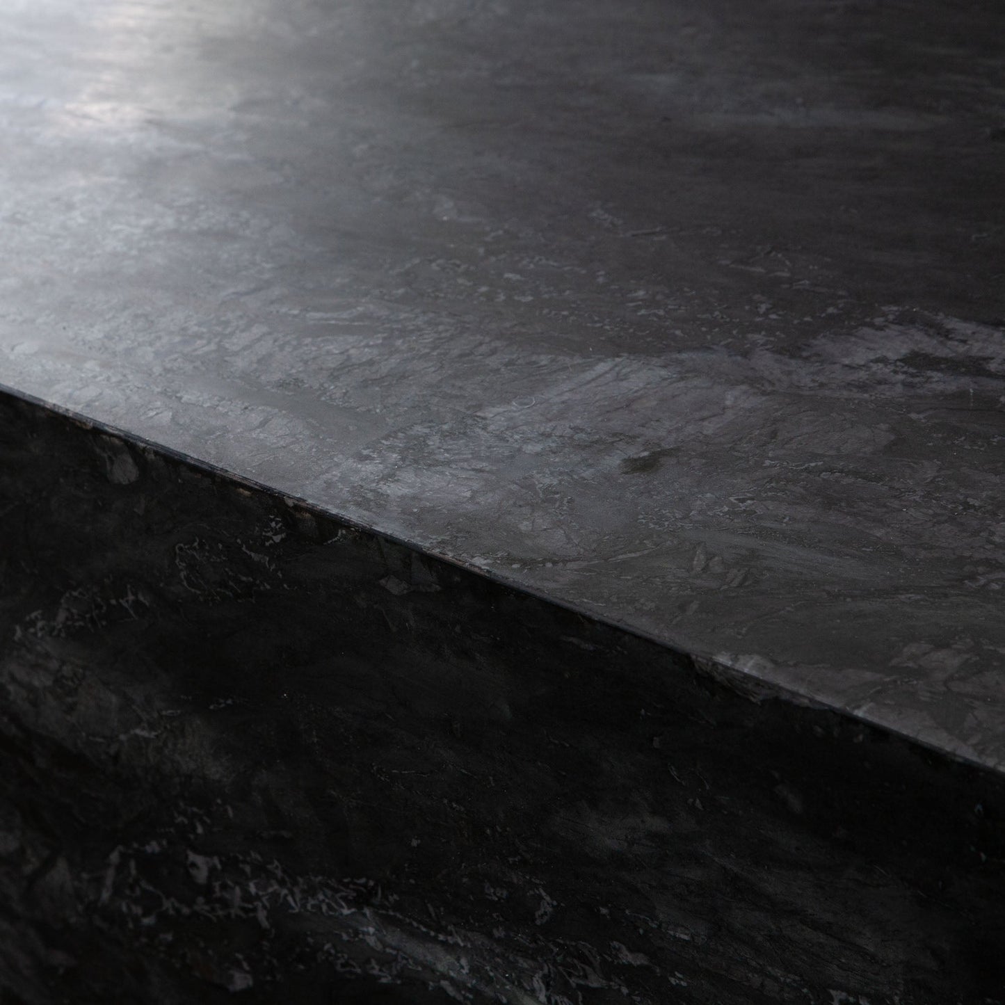 Ark Rectangle Cocktail Table in Genuine Black Marble by Diamond Sofa