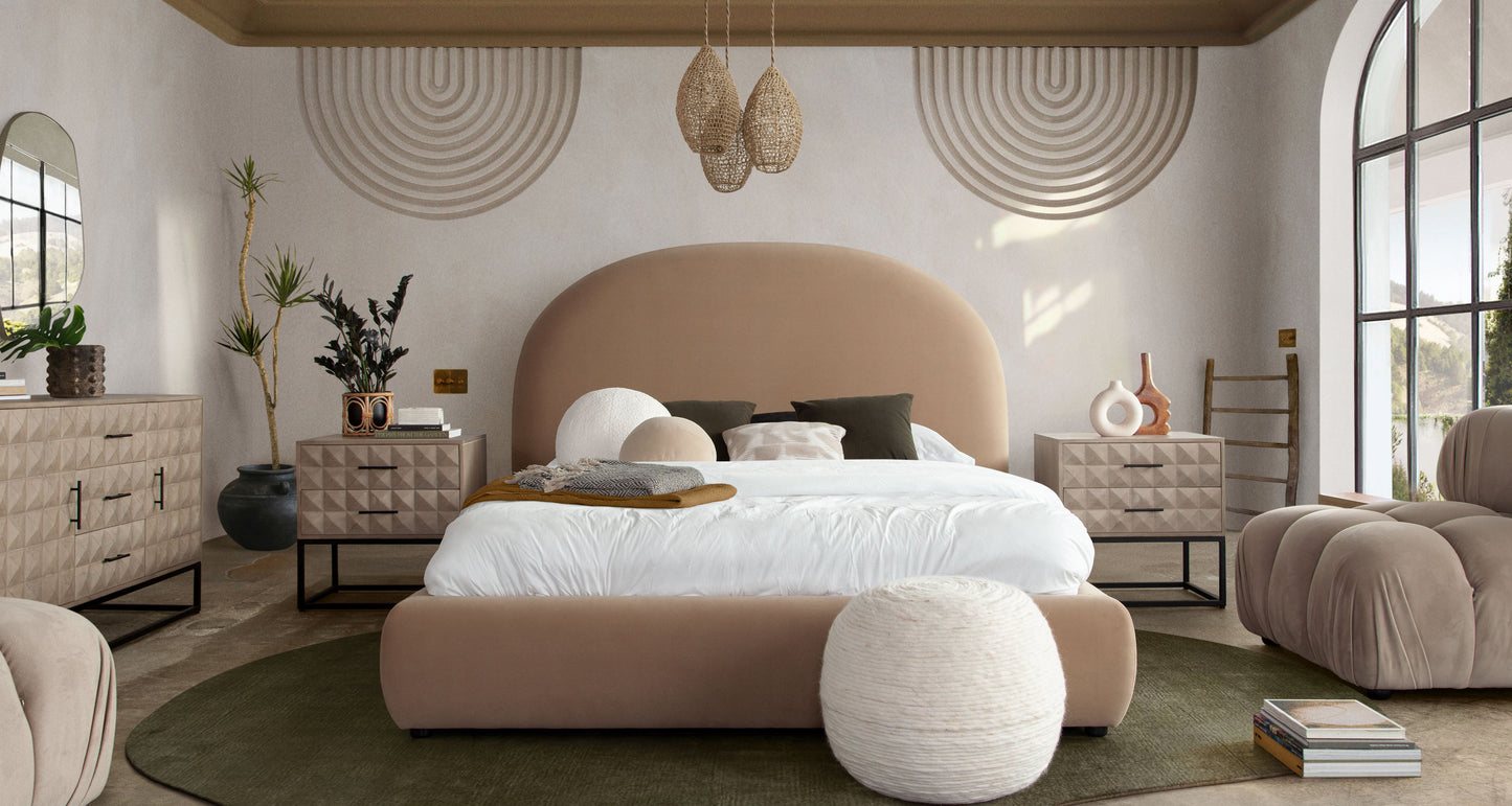 Fox Eastern King Bed in Camel Performance Velvet w/ Arch Headboard by Diamond Sofa