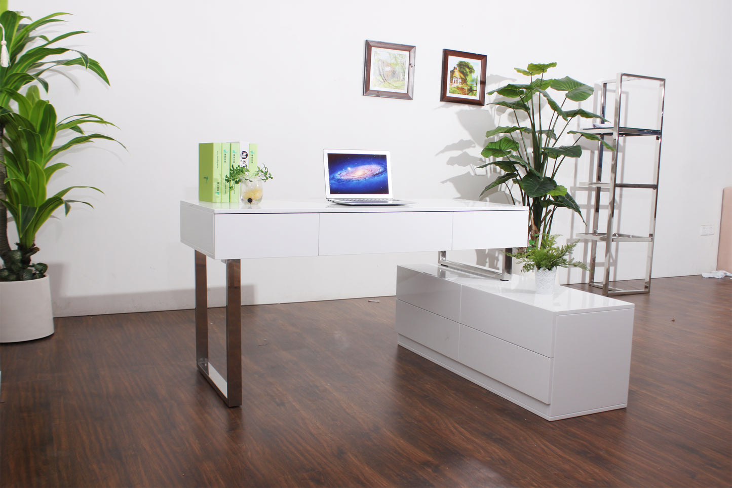 J&M Furniture KD12 Modern Office Desk