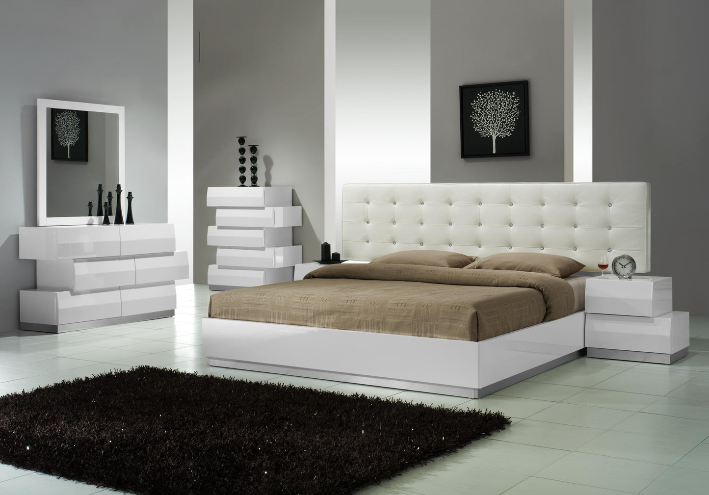 J&M Furniture Milan Queen Size Bed in White