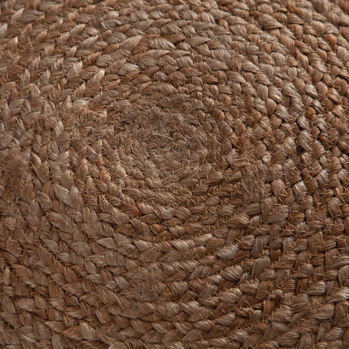 Round Pouf in Natural Jute Fiber by Diamond Sofa