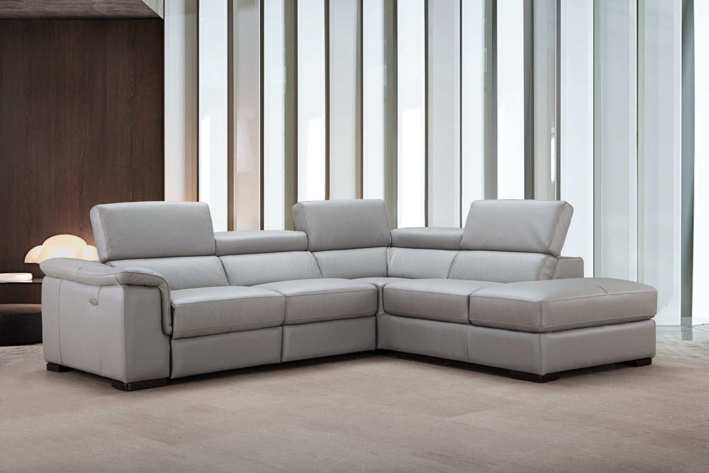 J&M Furniture Perla Premium Leather Sectional in Right Hand Facing Chaise