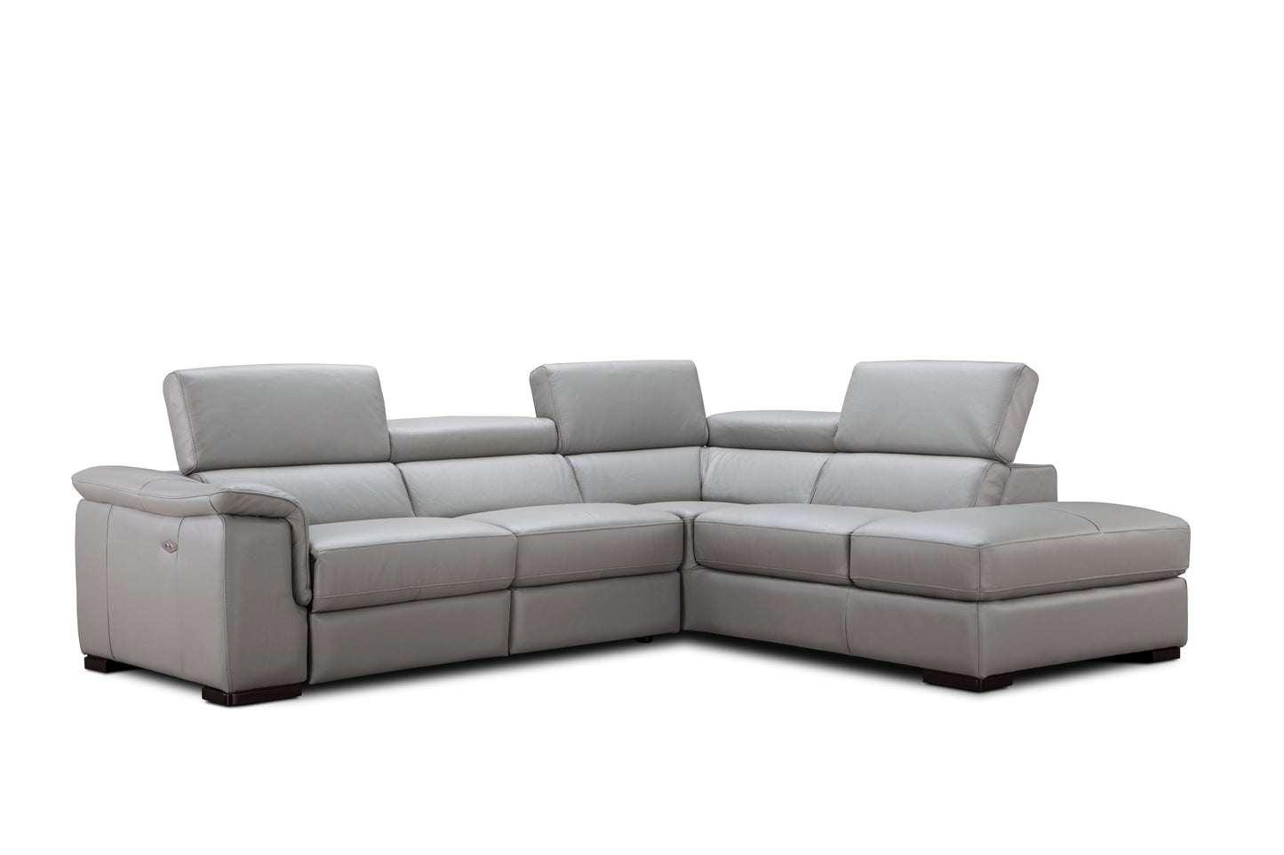 J&M Furniture Perla Premium Leather Sectional in Right Hand Facing Chaise
