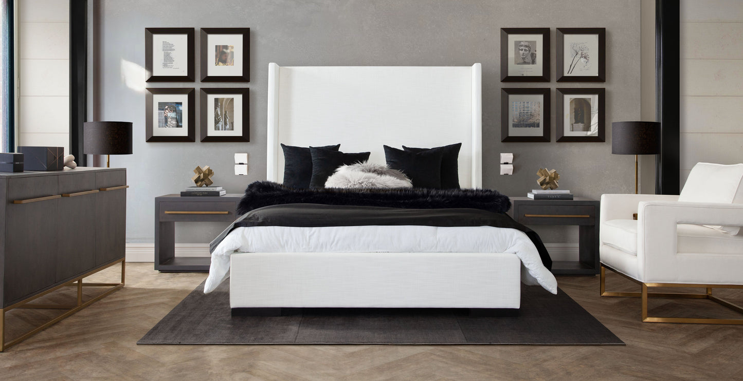 Seattle Queen Bed with Vintage Wing in White Linen by Diamond Sofa