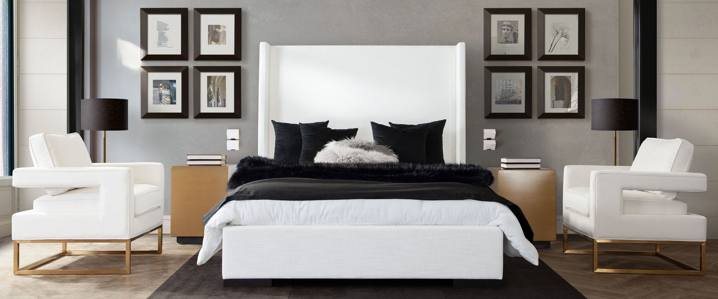 Seattle Queen Bed with Vintage Wing in White Linen by Diamond Sofa