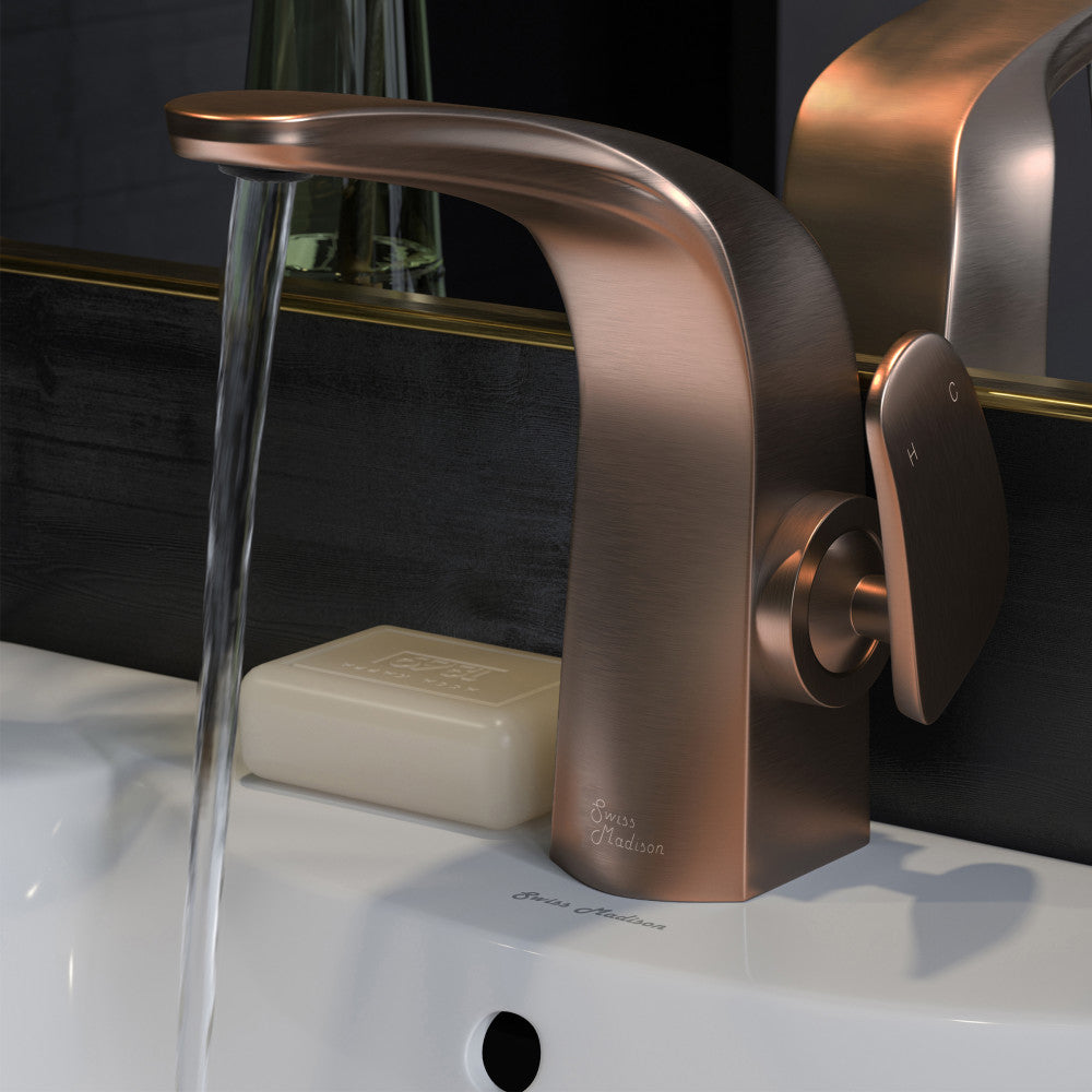 Swiss Madison Chateau Single Hole, Single-Handle, Bathroom Faucet in Oil Rubbed Bronze
