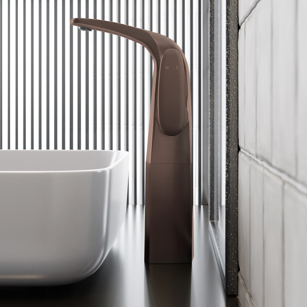 Swiss Madison Chateau Single Hole, Single-Handle, High Arc Bathroom Faucet in Oil Rubbed Bronze