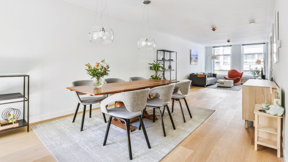 The art of mixing furniture styles in your dining room
