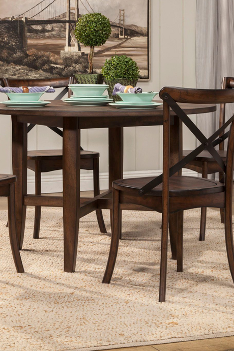 How to Choose the Perfect Dining Table for Your Rental Property?