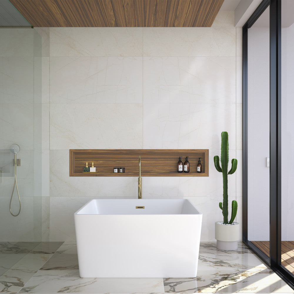 Swiss Madison Voltaire 47" Square Freestanding Bathtub