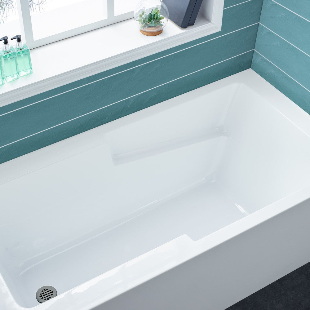 Swiss Madison Voltaire 60" x 30" Left-Hand Drain Alcove Bathtub with Apron and Armrest