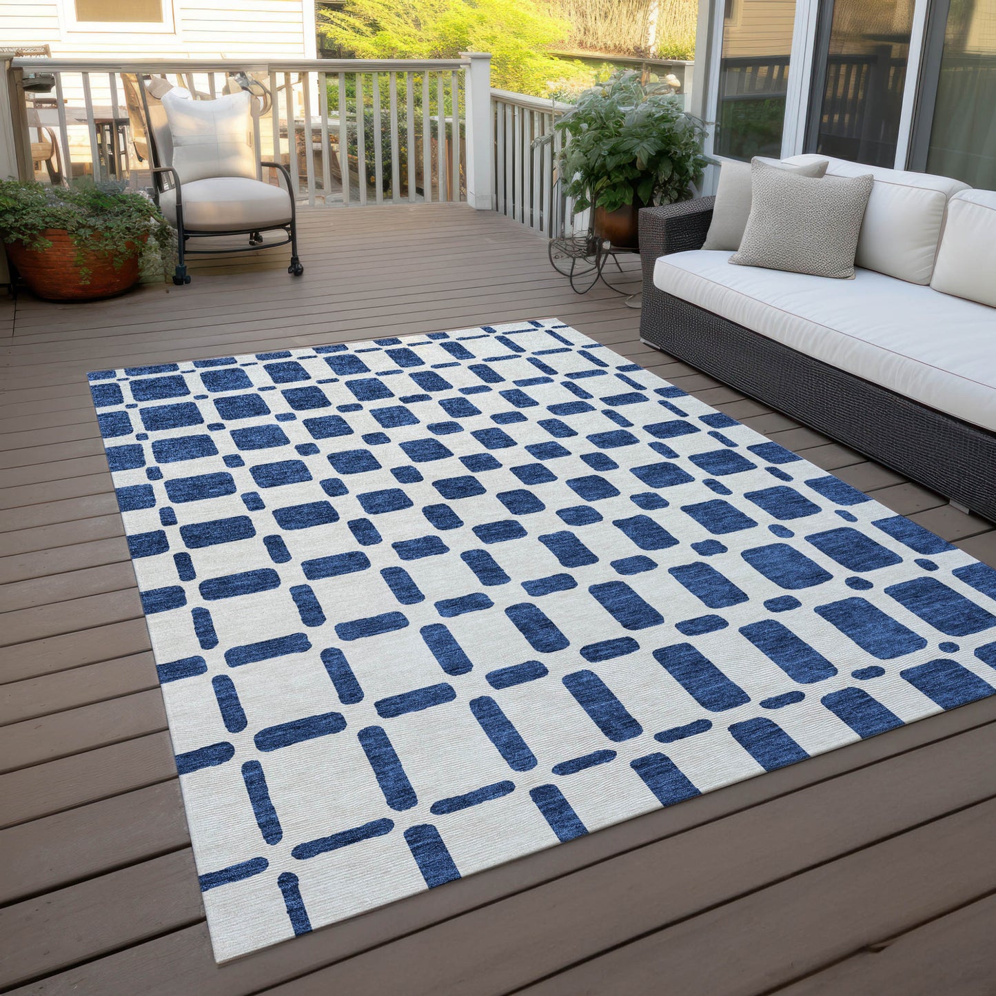 Tabselect Home Line 5' X 8' Navy Blue And Ivory Geometric Washable Indoor Outdoor Area Rug