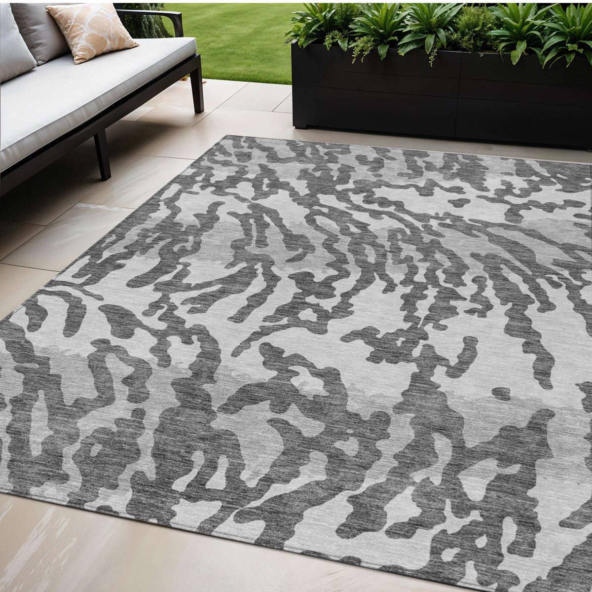 Tabselect Home Line 5' X 8' Gray And Ivory Animal Print Washable Indoor Outdoor Area Rug