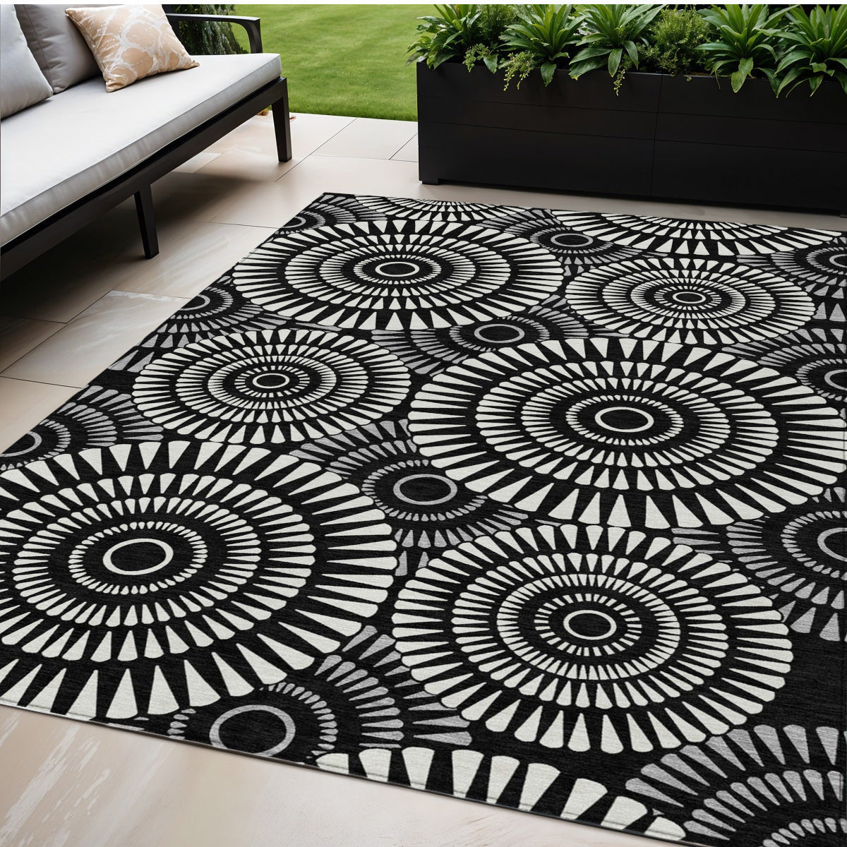 Tabselect Home Line 5' X 8' Black And Ivory Geometric Washable Indoor Outdoor Area Rug