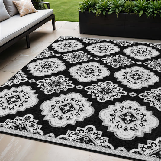 Tabselect Home Line 5' X 8' Black And Ivory Medallion Washable Indoor Outdoor Area Rug