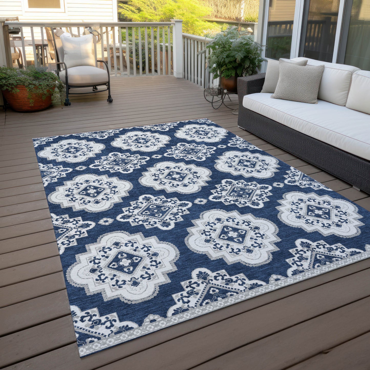 Tabselect Home Line 5' X 8' Navy Blue And Ivory Medallion Washable Indoor Outdoor Area Rug