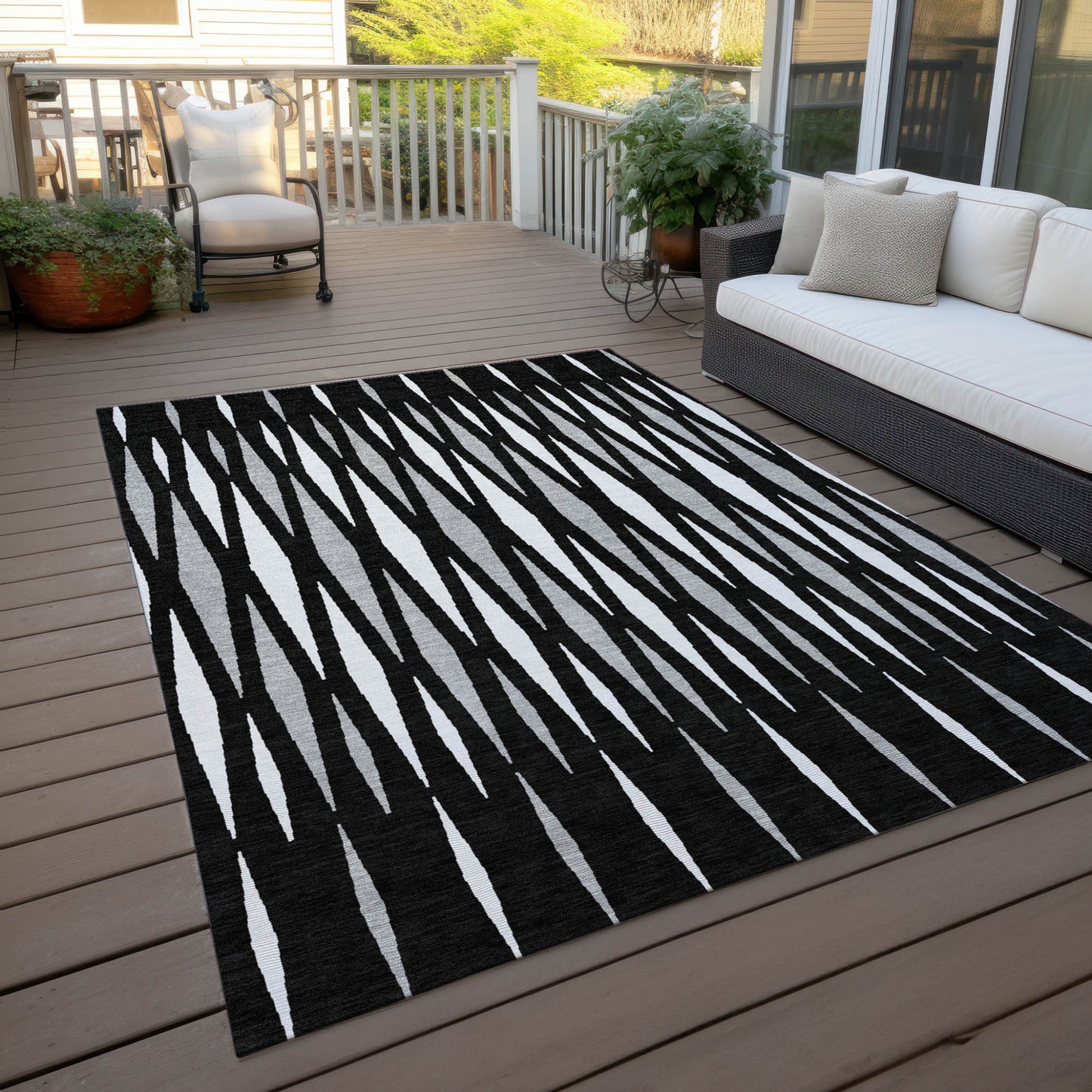 Tabselect Home Line 5' X 8' Black Ivory And Gray Geometric Washable Indoor Outdoor Area Rug