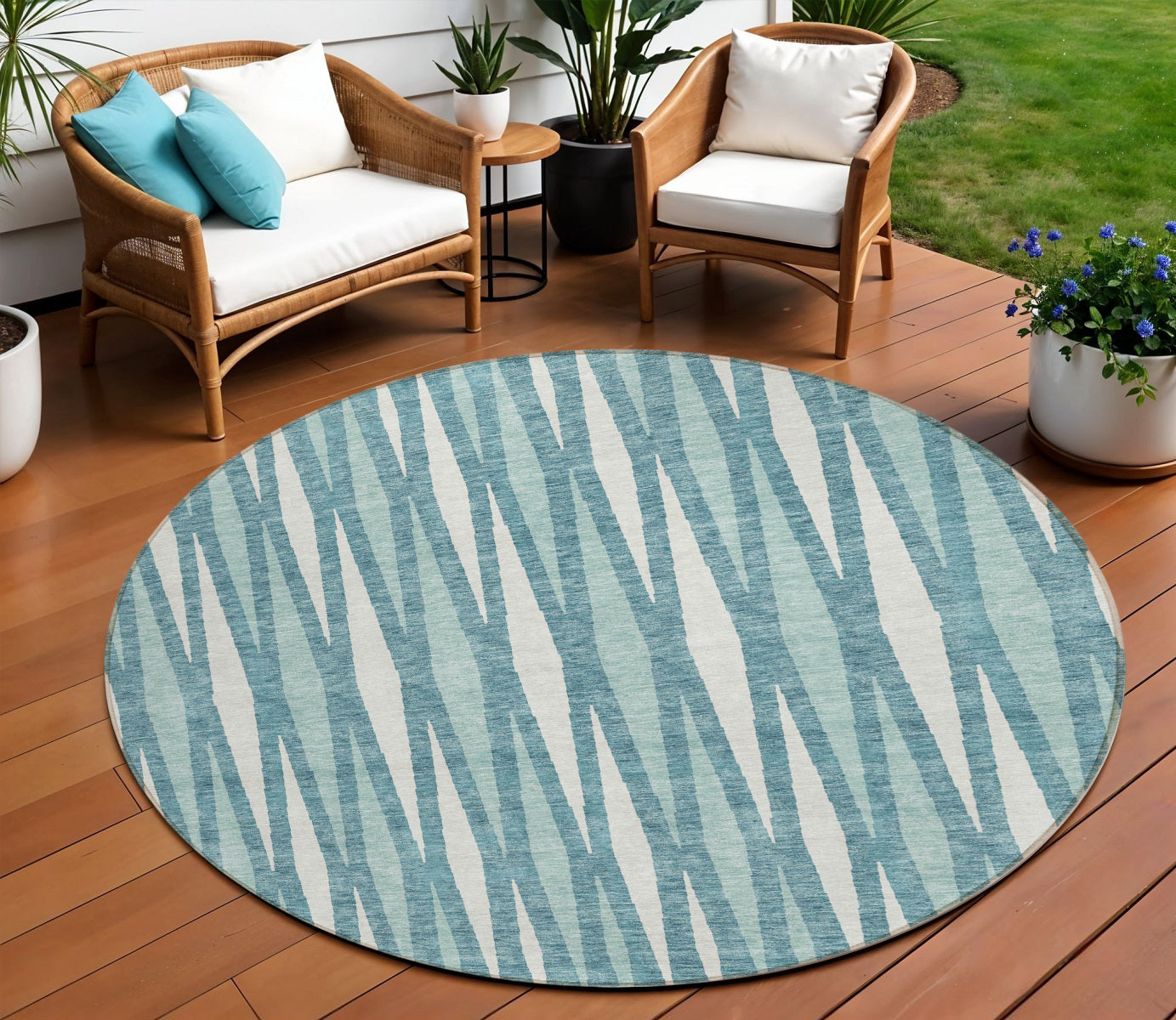 Tabselect Home Line 8' Teal Blue And Ivory Round Geometric Washable Indoor Outdoor Area Rug