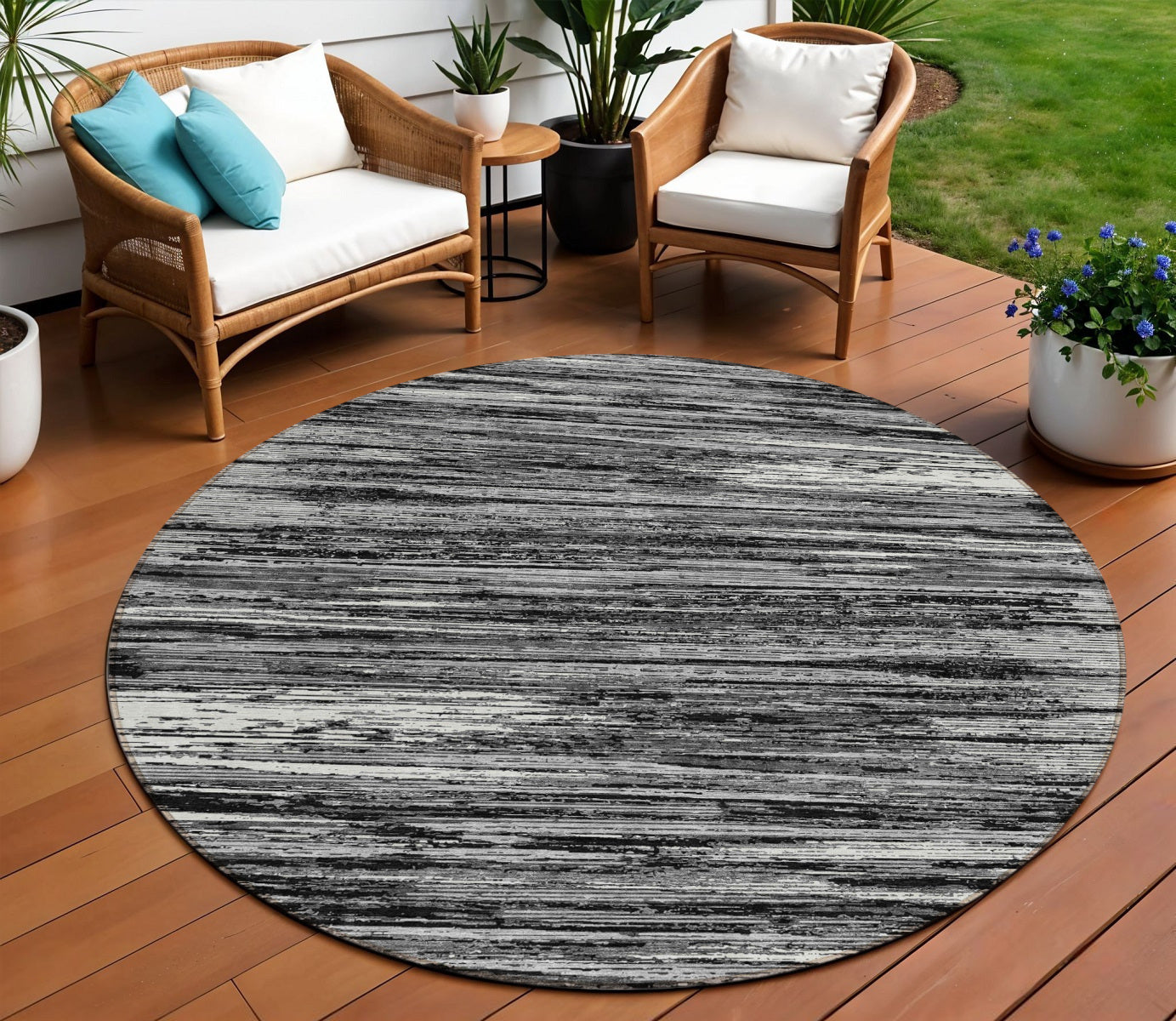Tabselect Home Line 8' Black And Ivory Round Striped Washable Indoor Outdoor Area Rug