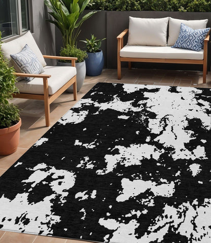 Tabselect Home Line 5' X 8' Black And Ivory Abstract Washable Indoor Outdoor Area Rug