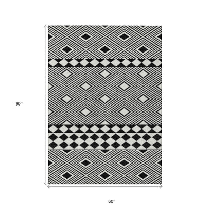 Tabselect Home Line 5' X 8' Black And Ivory Geometric Washable Indoor Outdoor Area Rug