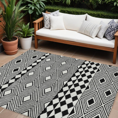 Tabselect Home Line 8' X 10' Black And Ivory Geometric Washable Indoor Outdoor Area Rug