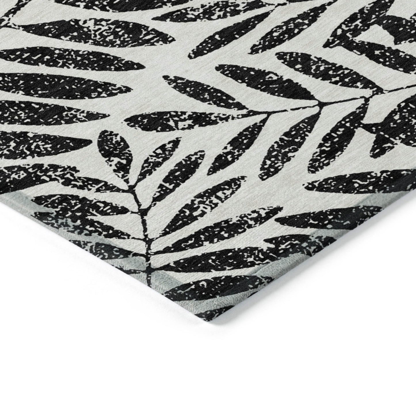 Tabselect Home Line 5' X 8' Black And Ivory Floral Washable Indoor Outdoor Area Rug
