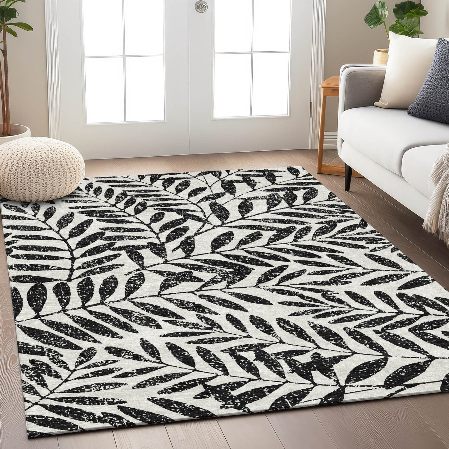 Tabselect Home Line 5' X 8' Black And Ivory Floral Washable Indoor Outdoor Area Rug