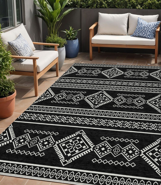 Tabselect Home Line 5' X 8' Black And Ivory Southwestern Washable Indoor Outdoor Area Rug