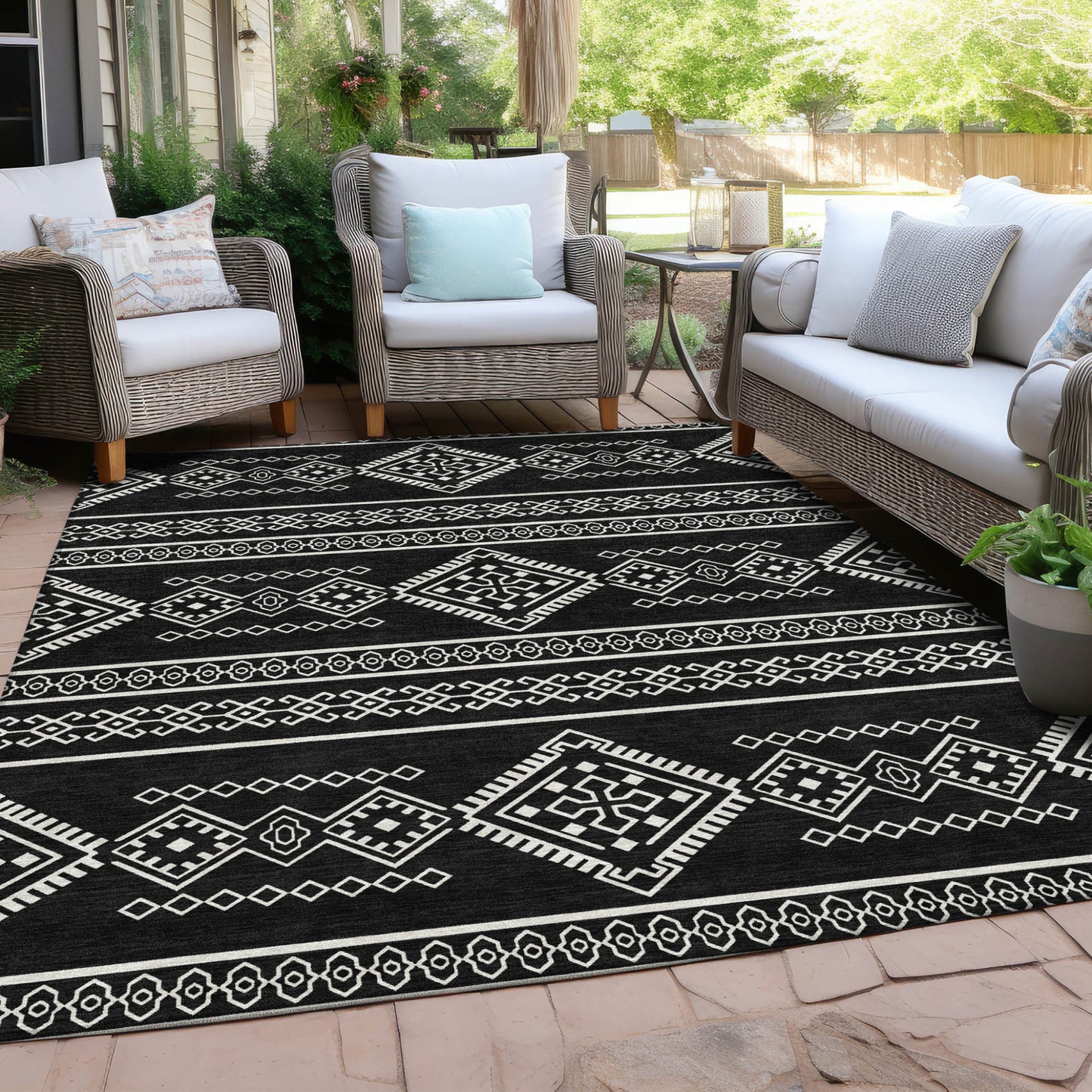 Tabselect Home Line 8' X 10' Black And Ivory Southwestern Washable Indoor Outdoor Area Rug