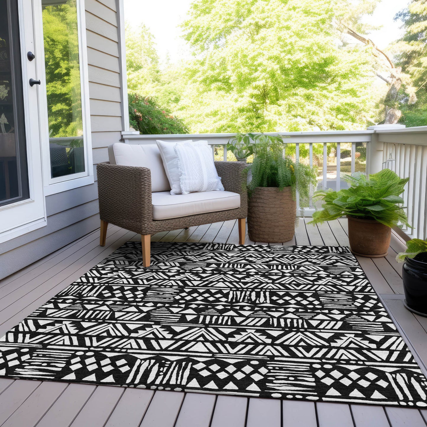 Tabselect Home Line 5' X 8' Black And Ivory Southwestern Washable Indoor Outdoor Area Rug