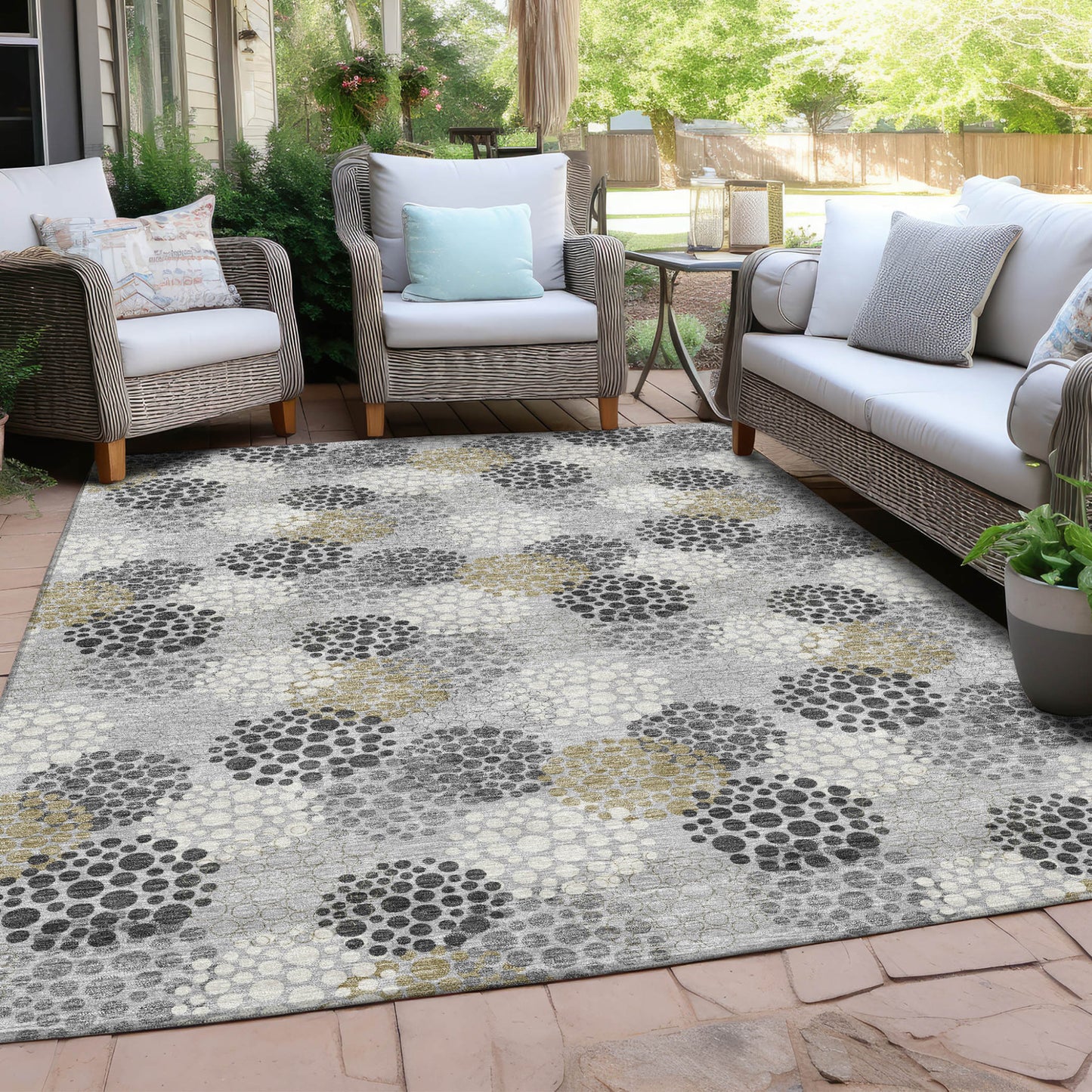 Tabselect Home Line 5' X 8' Gray Silver And Ivory Polka Dot Washable Indoor Outdoor Area Rug