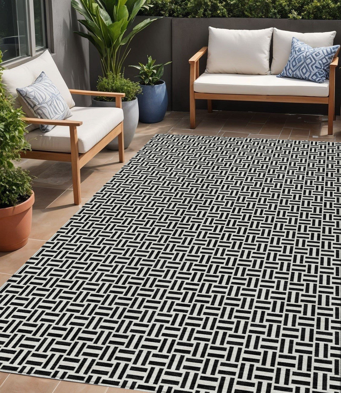 Tabselect Home Line 5' X 8' Black And Ivory Geometric Washable Indoor Outdoor Area Rug