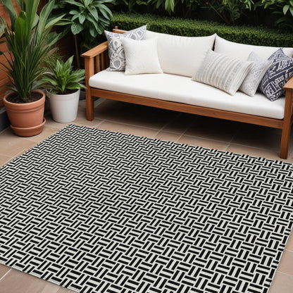 Tabselect Home Line 8' X 10' Black And Ivory Geometric Washable Indoor Outdoor Area Rug