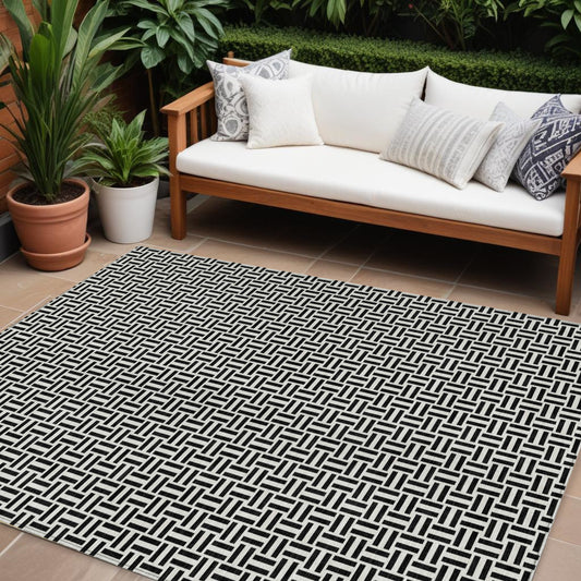 Tabselect Home Line 8' X 10' Black And Ivory Geometric Washable Indoor Outdoor Area Rug