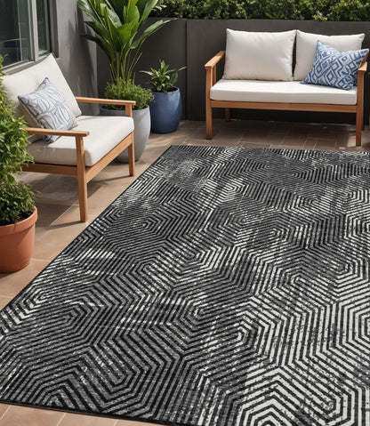 Tabselect Home Line 5' X 8' Black And Ivory Geometric Washable Indoor Outdoor Area Rug