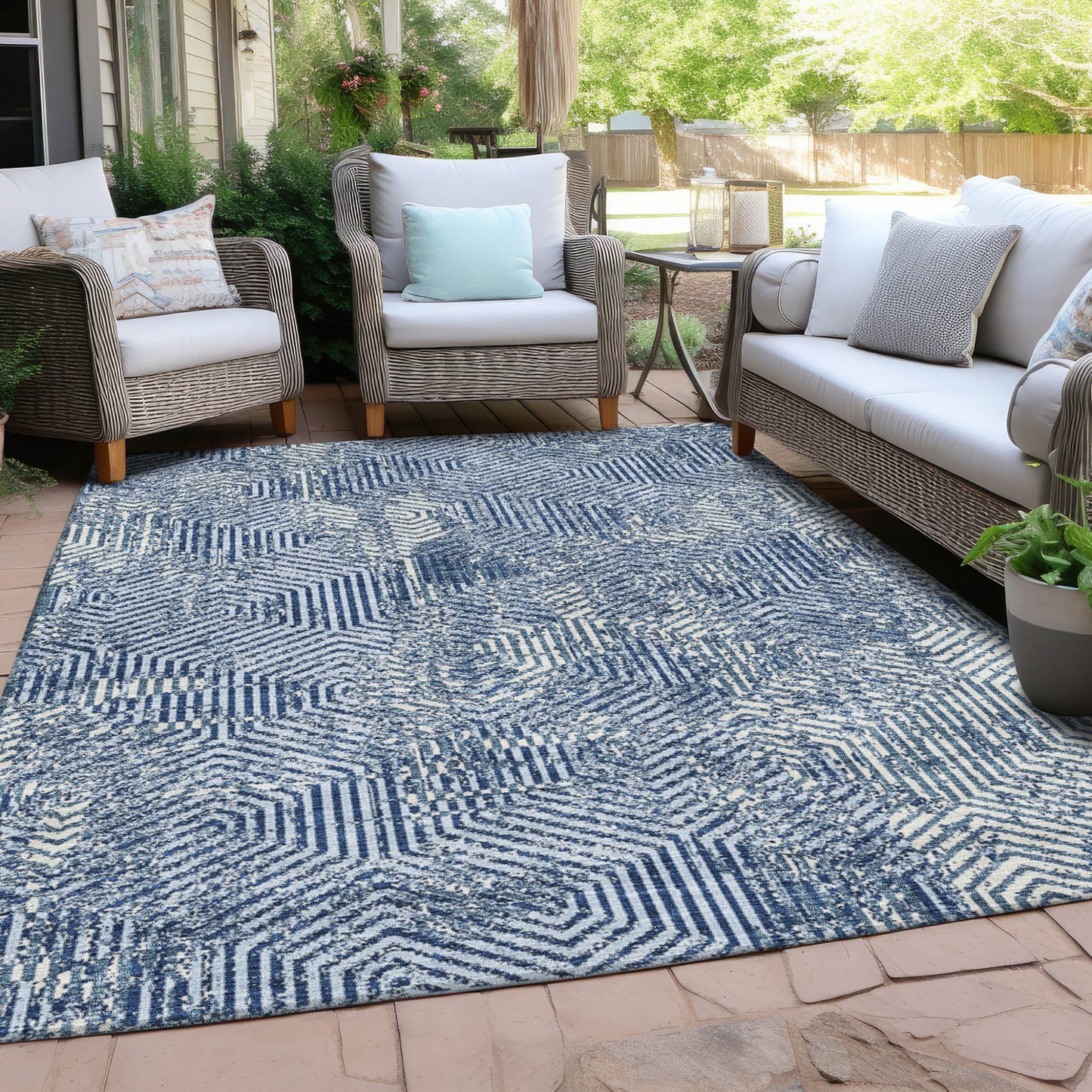 Tabselect Home Line 5' X 8' Navy Blue And Ivory Geometric Washable Indoor Outdoor Area Rug