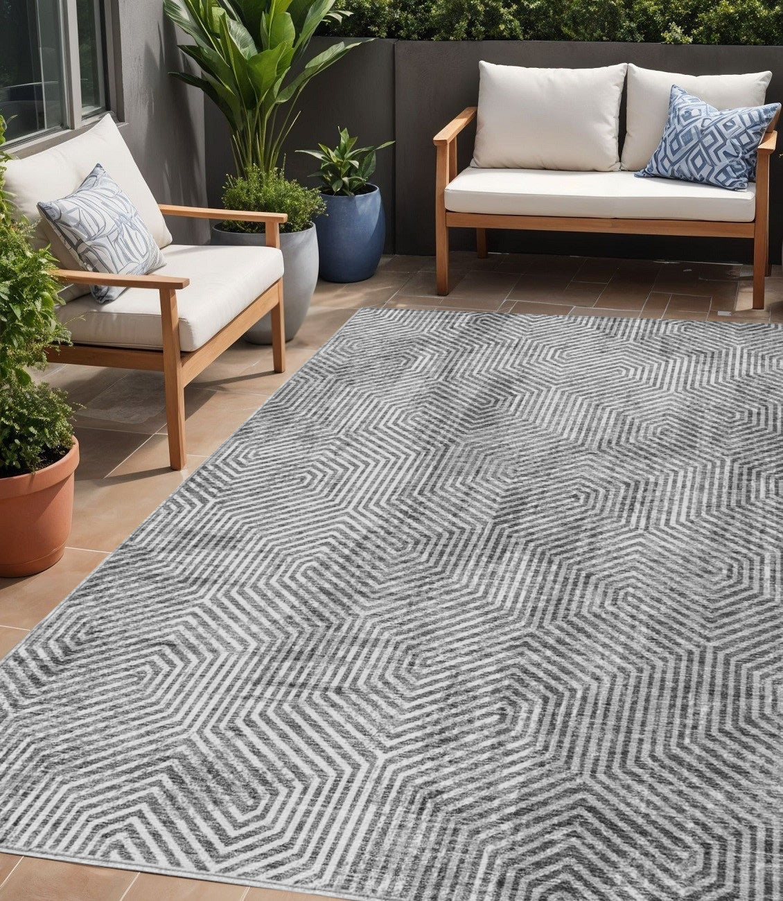 Tabselect Home Line 5' X 8' Silver And Gray Geometric Washable Indoor Outdoor Area Rug