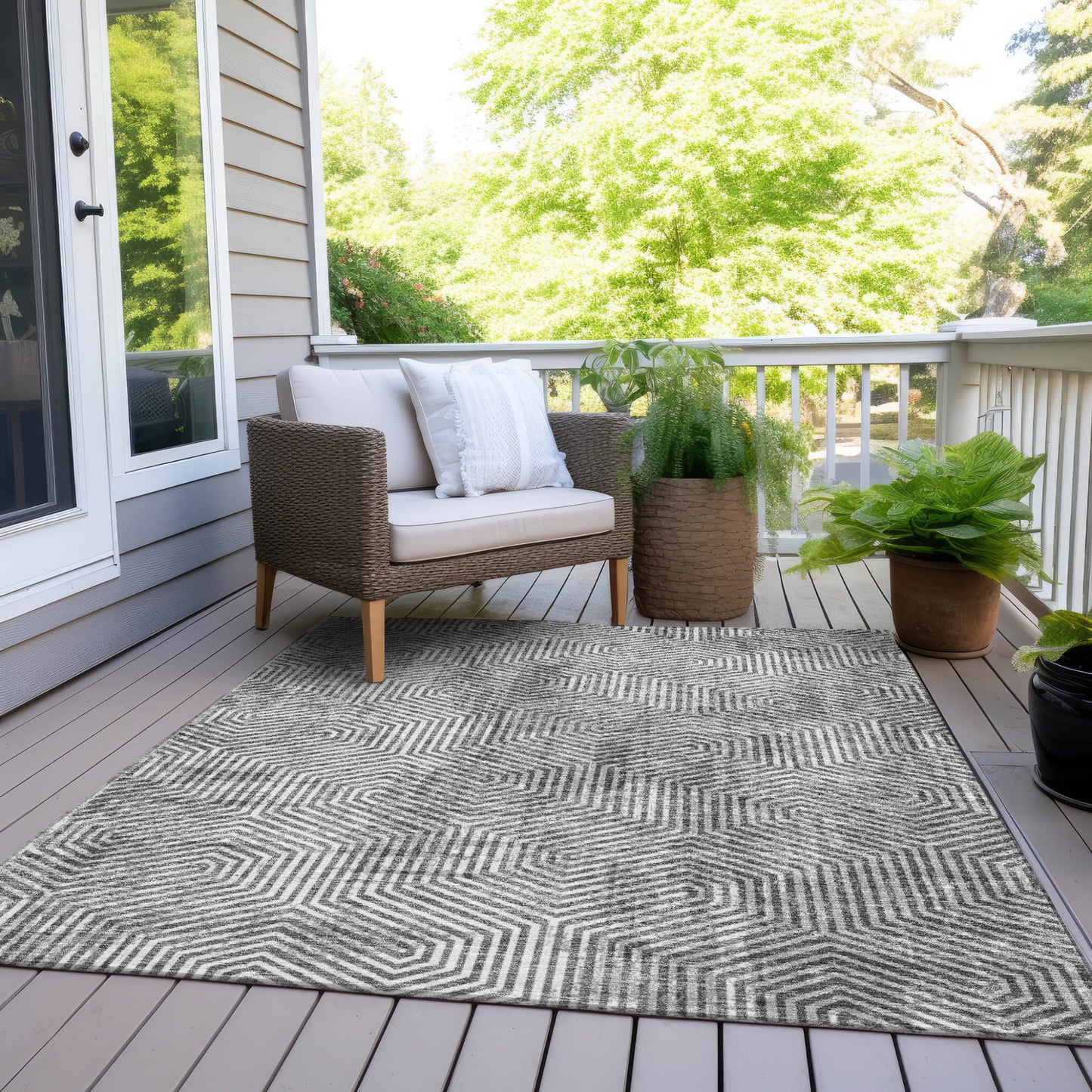 Tabselect Home Line 8' X 10' Silver And Gray Geometric Washable Indoor Outdoor Area Rug
