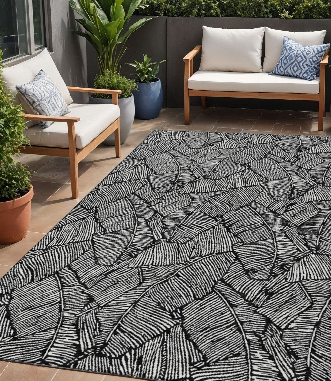 Tabselect Home Line 5' X 8' Black And Ivory Floral Washable Indoor Outdoor Area Rug