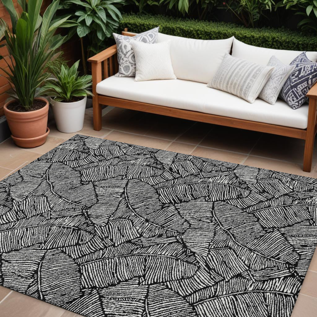 Tabselect Home Line 8' X 10' Black And Ivory Floral Washable Indoor Outdoor Area Rug