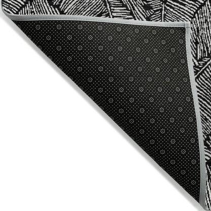 Tabselect Home Line 8' X 10' Black And Ivory Floral Washable Indoor Outdoor Area Rug